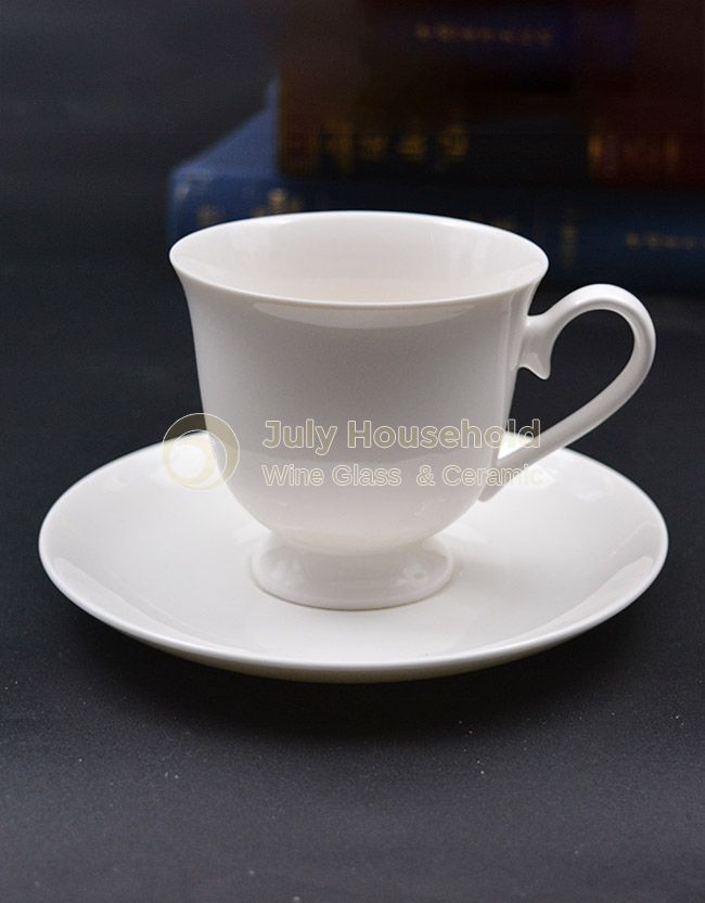 Hot selling 220CC customized bone China  Ceramic Tea Cup and Saucer